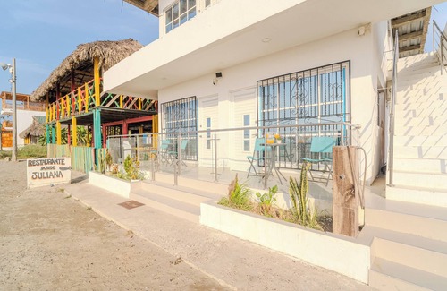 La Boquilla Cottage | El Backpacker Apartments