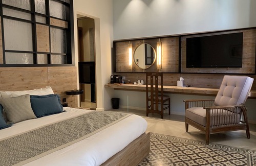 Tyre Hotel | El Boutique Hotel