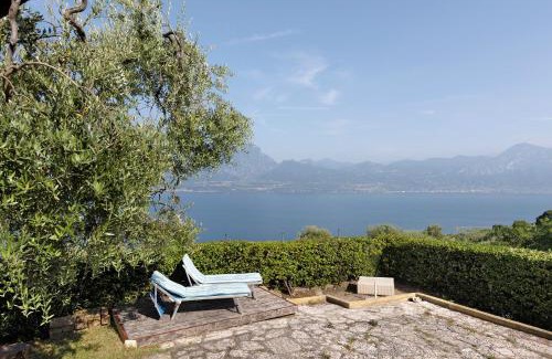 Albisano Apartment | El Casal Apartment 1-2