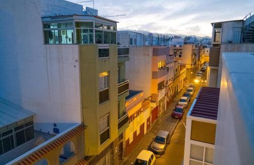 Las Palmas de Gran Canaria Apartment | El Corazon en el Puerto by VillaGranCanaria