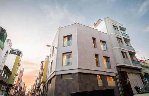 Las Palmas de Gran Canaria Apartment | El Corazon en el Puerto by VillaGranCanaria
