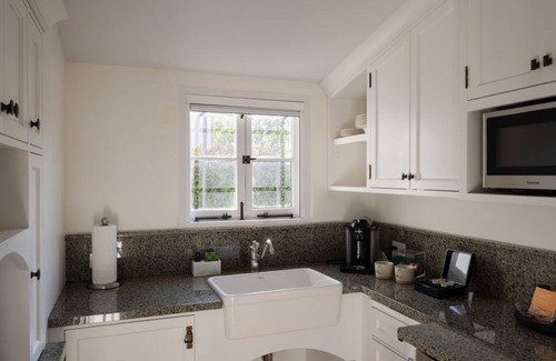 Upper Riviera Hotel | El Encanto Santa Barbara