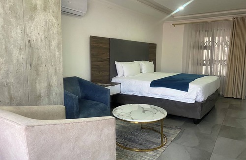 Kempton Park Bed & Breakfast | El Infinito Lifestyle