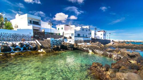 Punta Mujeres Apartment | El Muellito Ocean View
