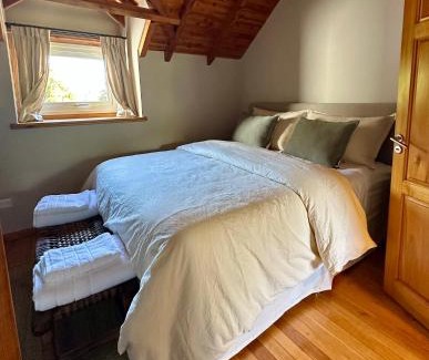 Cholila Hotel | El Pedregoso Casa Amarilla