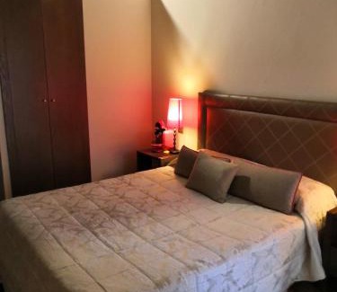 Santos de la Humosa Hotel | El Pontifical