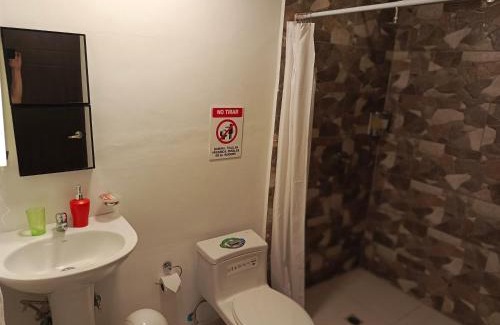 Cuenca Bed & Breakfast | El Renacimiento - Suite M a p l e