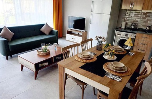 Ciftlik Apartment | Ela Apart & Bungalow