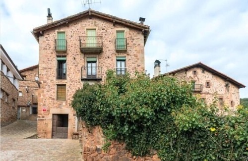 El Rasillo de Cameros Cottage | Elaya Apartments (B), for 6 people