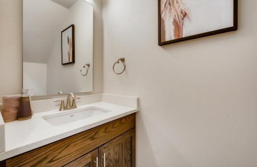 Georgetown House | Elbert's Escape Sleeps 8 Lakefront Views