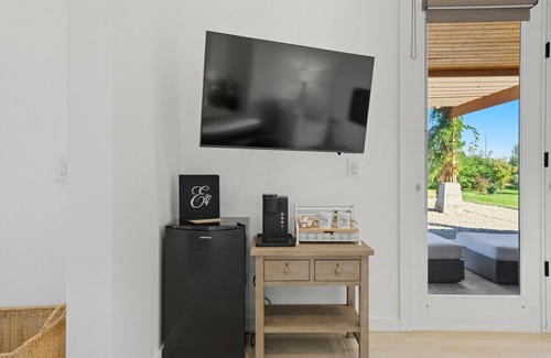 Walla Walla House | Eleanor`s Suite - Walk to Caprio Cellars