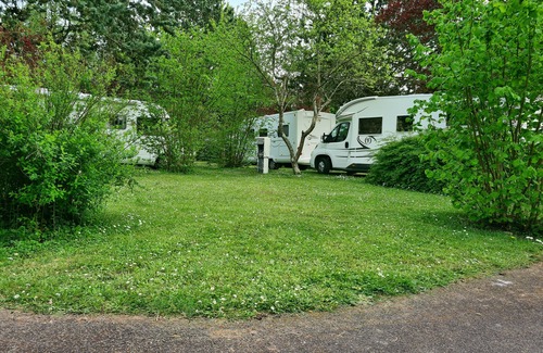 Bonneveau RV Rental | Electrified Camping Pitch