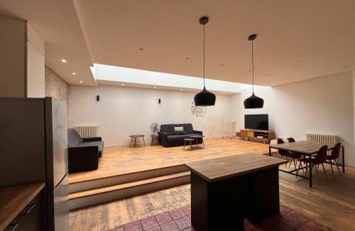 19th Arrondissement Apartment | Elegance et confort pour 10 personnes