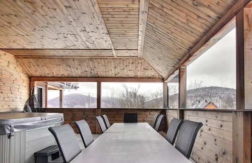 Saint-Philemon Ski Chalet | Elegance- Luxury with Spa