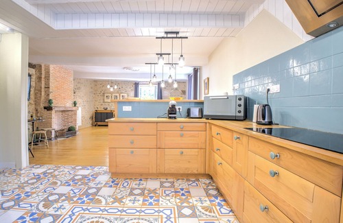 Saint-Jean-de-Cole Apartment | Elegant 150m² with castle view – 3-bedroom stay in the heart of authentic Périgord