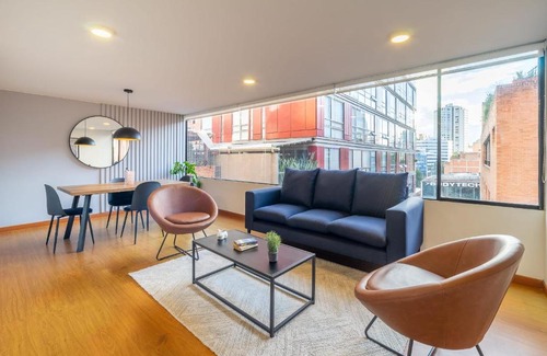 La Cabrera Apartment | Elegant 1BR In Chico