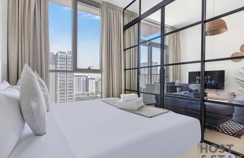 Dubai Apartment | Elegant 1BR In Collective, Dubai Hills