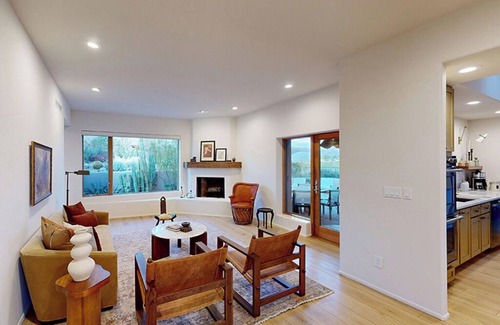 Tucson House | Elegant 2 bed Room retreat with views, upscale decor & full resort amenities