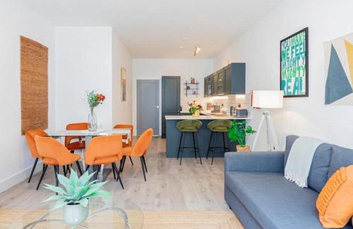 Acton Apartment | Elegant 2 Beds, 2 Baths Flat with Private Terrace, High-End Finishes and Chic Furnishings