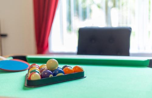 Brampton House | Elegant 3 Bedroom Detached House By Your Lettings Short Lets & Serviced Accommodation Peterborough With Free WiFi & Parking