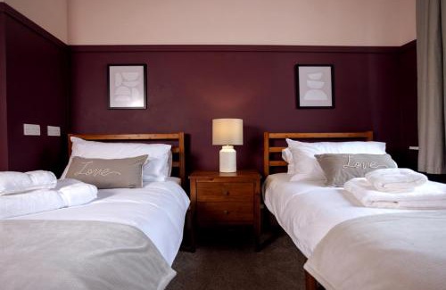 Perth Apartment | Elegant 3BD Georgian Retreat in Perth City Centre