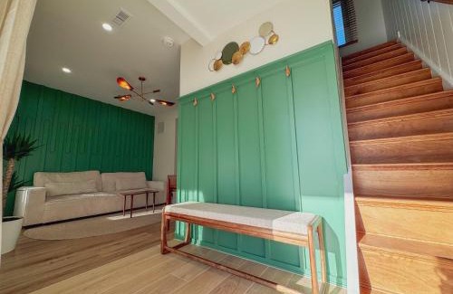 Wildwood Apartment | Elegant 3BR 2BA Entire Apartment Short Walk To The Beach Heart Of Wildwood