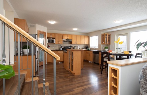 Fort Gary House | Elegant 6 Bedroom House close to U of Manitoba