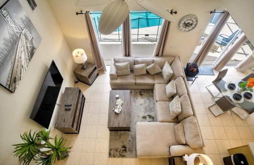 Solana Villa | Elegant 6BR Villa w Pool Game Room by Disney