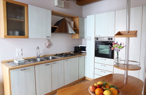 Historic Centre Apartment | Elegant apartment overlooking Piazza delle Erbe & Palazzo della Ragione