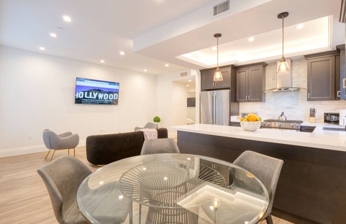 Pico - Robertson Condo | Elegant Chic City Views Beverly Hills Adjacent Condo.