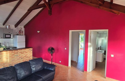 Sainte-Anne Apartment | ELEGANT COUNTRY APARTMENT