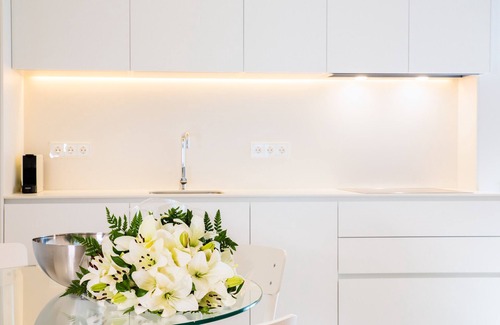 Los Llanos Apartment | Elegant Suite in an unbeatable location