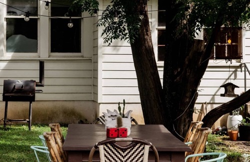 Swede Hill House | Elegant Historic Estate: Professionally Designed