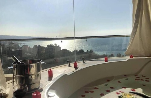 Tabarja Apartment | Elegant Loft Hideaway in Jounieh