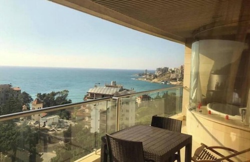 Tabarja Apartment | Elegant Loft Hideaway in Jounieh