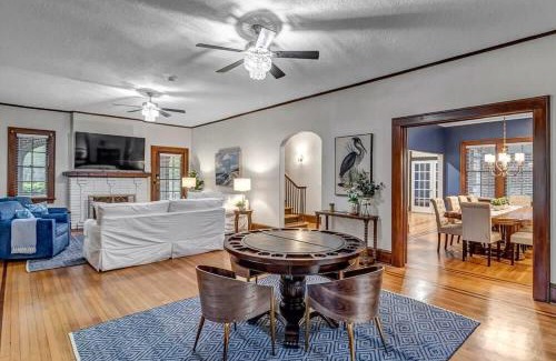 Riverside House | Elegant Mansion on Park in Historic Avondale