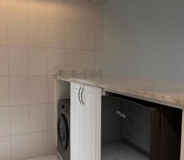 Al Hamra Village Apartment | Elegant One-bedroom apartment in Al Hamrah village