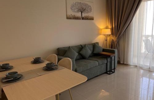 Al Hamra Village Apartment | Elegant One-bedroom apartment in Al Hamrah village