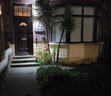 Middlesbrough House | Elegant Spacious Home