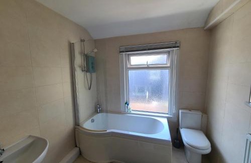 Middlesbrough House | Elegant Spacious Home