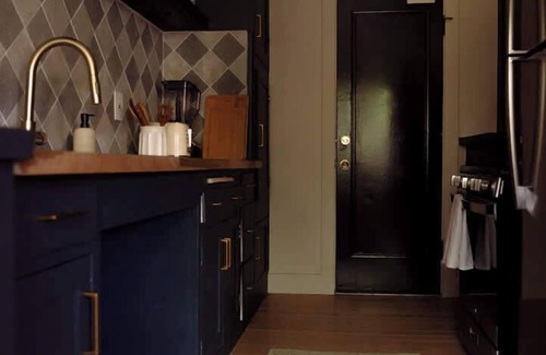 Hollywood Apartment | Elegant Studio in Hollywood