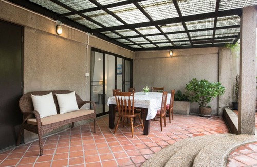 Thung Maha Mek House | Elegant 6 Bedroom House in Heart of Bangkok