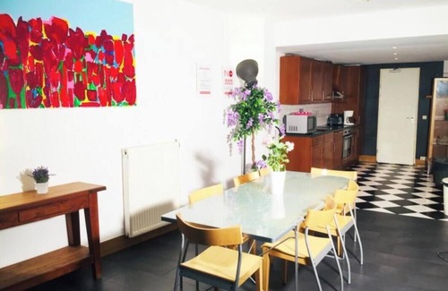 Nieuwmarkt en Lastage Apartment | Elegant Urban Oasis: 3 bedroom apartment in Central Amsterdam