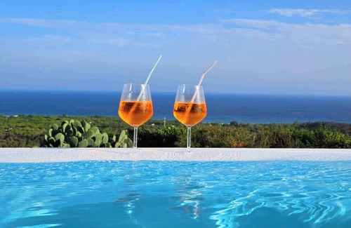 Eden Rock Villa | Elegante Panorama-villa mit Neuem Privatpool, 5 Minuten vom Sandstrand Entfernt