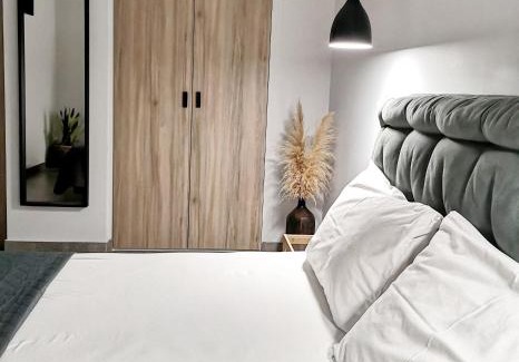 Nea Peramos Apartment | Elements Studios