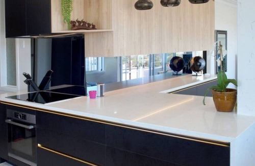 Massey House | Elevated Western Views