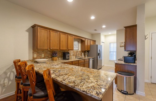 Branson Condo | Elevator Access! Central Branson Location! (RL5-6)