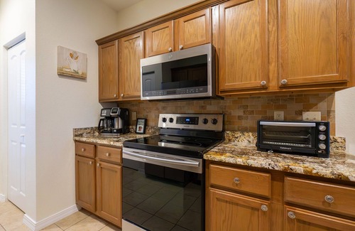 Branson Condo | Elevator Access! Central Branson Location! (RL5-6)