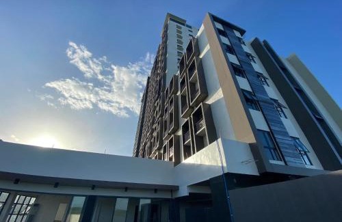 Dasmarinas Hotel | Elijah Hotel