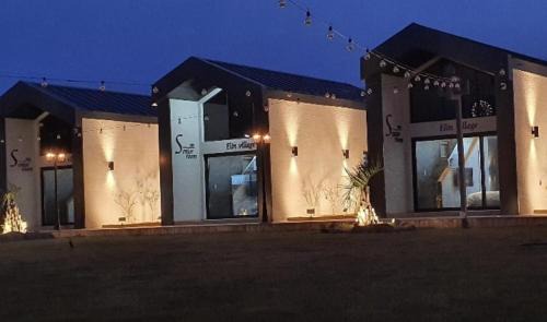 Andeok House | Elin Village